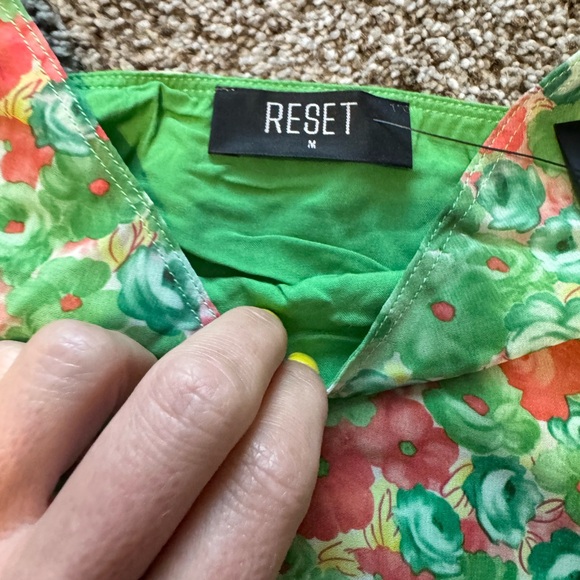 RESET by JANE•Green Rose Shanae Bubble Camisole&Tiered Ruffle Mini Skirt Set - Picture 8 of 9